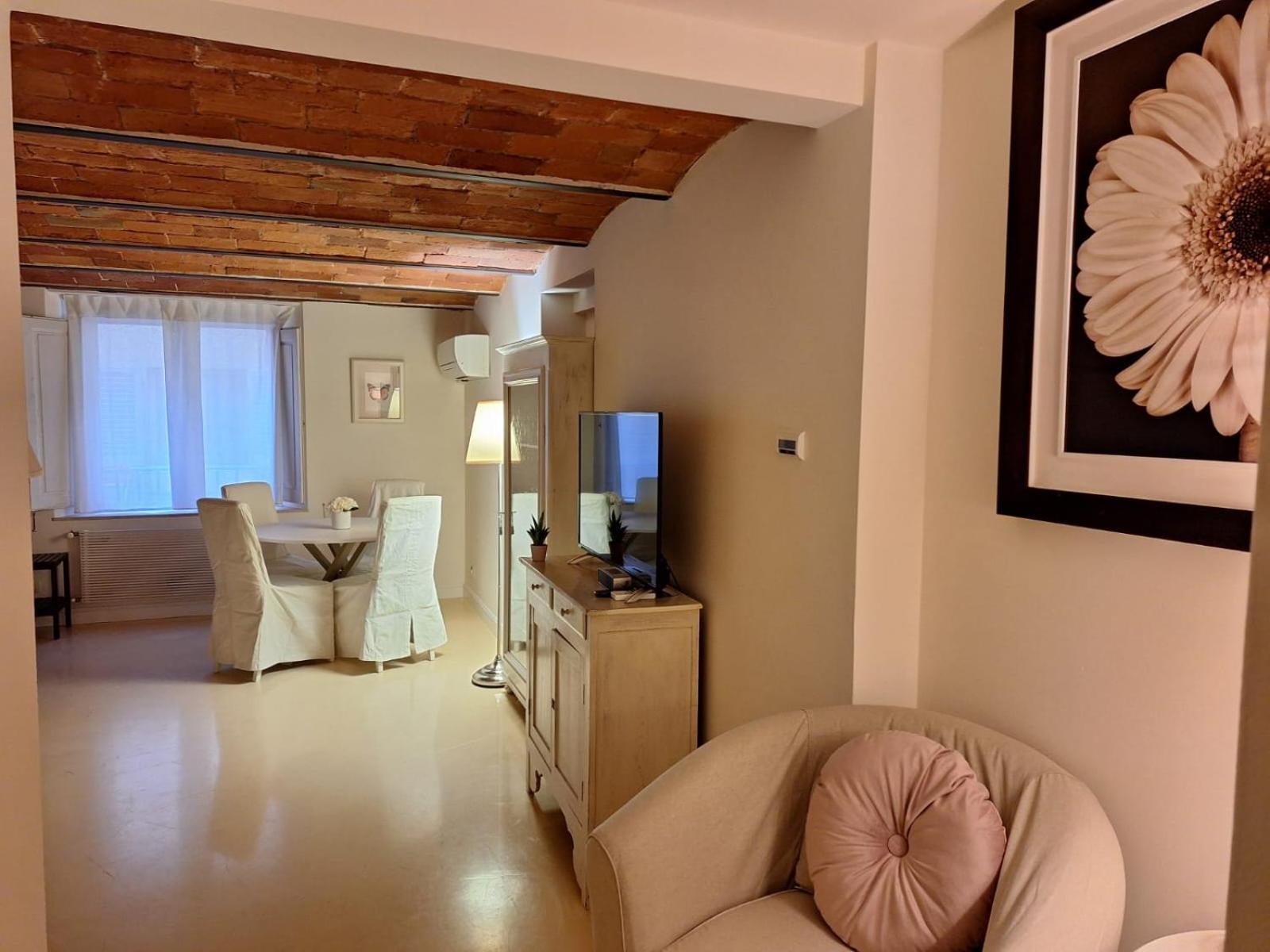 Cozy & Charming Florentine Hideaway By Oteego Флоренция Экстерьер фото
